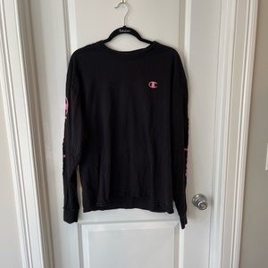 black and pink champion logo long sleeve women’s size xl